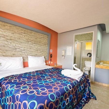 Motel Venecia Momoxpan Bagian luar foto